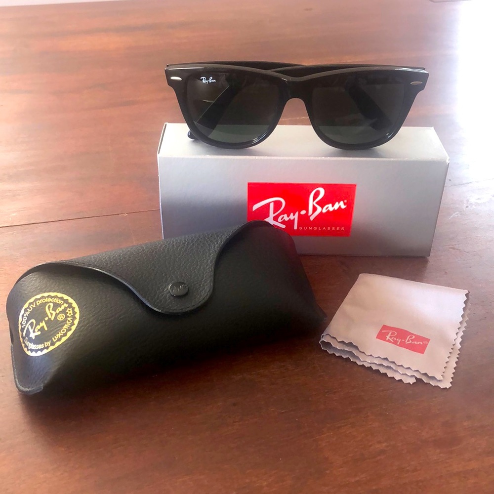 Ray-Ban Wayfarer RB2140